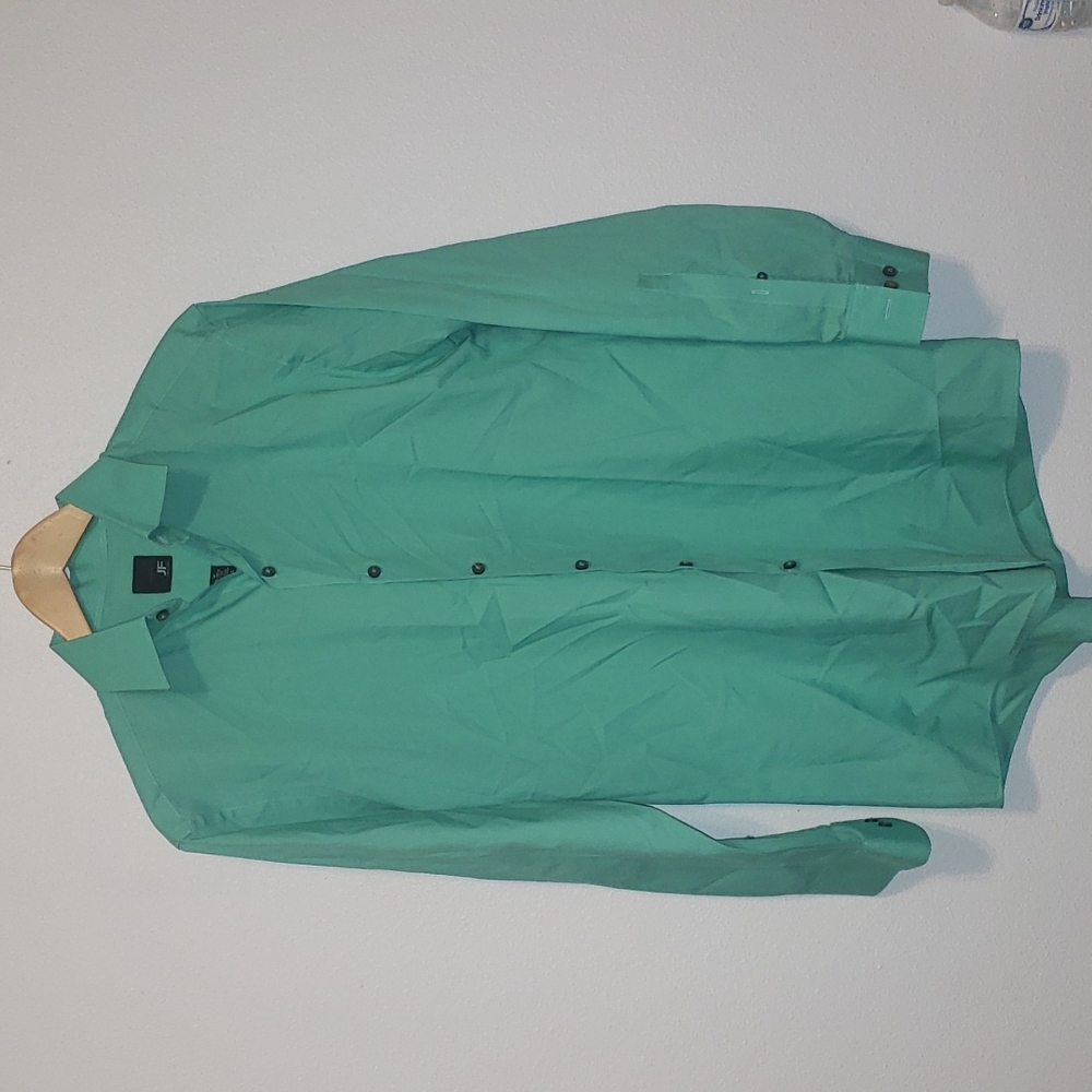 Tiffany Green or mint button shirt
